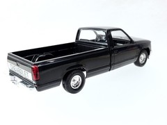 1988 CHEVROLET SILVERADO C-1500 SABRE BLACK PROMO MODEL KIT IN BOX VERY NICE!!!