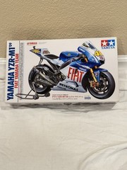 Tamiya/Detail-Up 09 Yamaha YZR-M1 Rossi 1/12th Scale Motorcycle Kit #14117