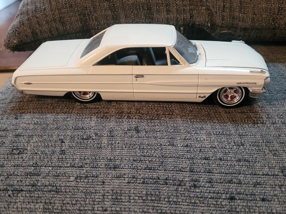 Neat Built Up AMT Vintage 1964 Ford Galaxie 500XL 390 4spd. 1/25
