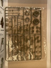 US 1 – 1/2 Ton WC63 Big Shot – 1/35 Scale AFV Club Unassembled Kit#AF35S18