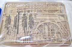New Old Stock Heller France 61201/81201 1/650 Eiffel Tower 19″ Tall Model Kit