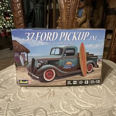 Revell 85-4516 1937 Ford Pickup truck model kit BN with surfboard
