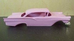 1:32 REVELL 1957 FORD FAIRLANE CALIFORNIA CRUISER SNAP-TOGETHER PLASTIC MODEL
