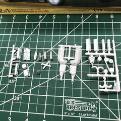 FOB SB Chevy ENGINE W Hilborn Injection UNBUILT AMT 1:25 LBR Model Parts