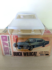 L@@K! **RARE *ORIGINAL VINTAGE AMT 1970 BUICK WILDCAT MOTOR CITY KIT **COMPLETE!