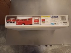 Gunze Sangyo 1955 Chevrolet Belair Nomad Model Kit 1/32 (Read)
