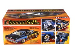 MPC 1/25 1967 Dodge Charger Street Machine 102‑Part Muscle Build MPC1028