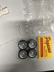 UNBUILT 1966 Lincoln Continental 1/25 AMT Vintage
