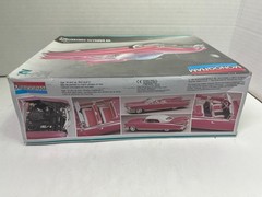 1/25 MONOGRAM 1959 CADILLAC ELDORADO CONVERTIBLE PINK MODEL CAR KIT