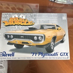 Revell Muscle ’71 Plymouth GTX Model Kit 1:24 Plastic Unassembled 2166