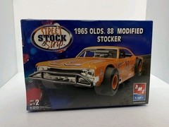 M31D sealed AMT ERTL 1965 Olds 88 Modified Stocker 38533 Model Car Kit 1:25