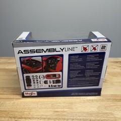 Maisto Assembly Line #39269 1/24 Scale Ford Mustang Boss 302 Die-Cast Model