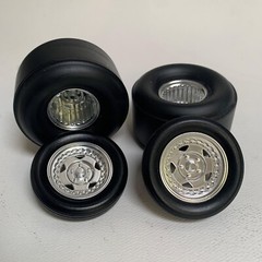 1:18 Muscle Machine Convo Pro Style Wheels/Wrinkle Tires (Car Not Included)