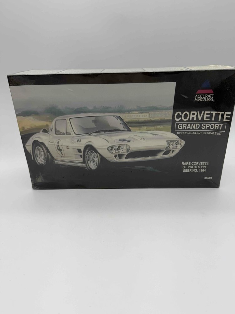 Accurate Miniatures Corvette Grand Sport 1/24 Model Kit #5001 Factory Sealed