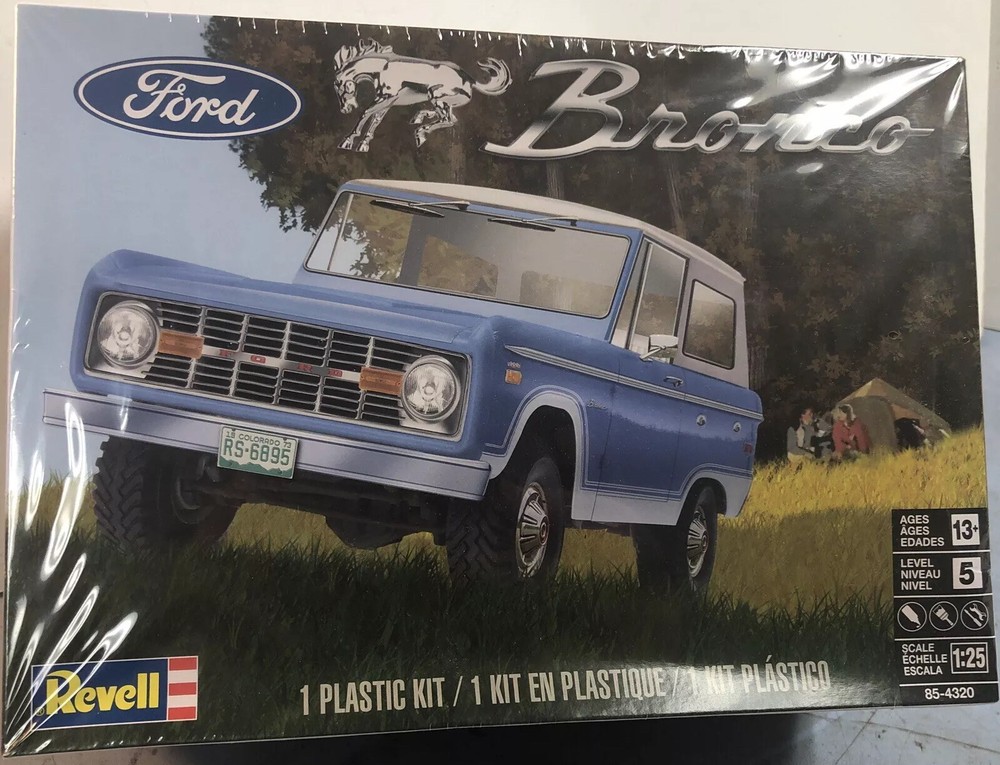 REVELL Ford Bronco 1/25 Scale Plastic Model Car Kit 85-4320 Sealed Brand New