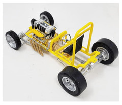 AMC13101 Atlantis. Yellow Fever Competition Coupe – Keeler Kustoms. Scale 1:25