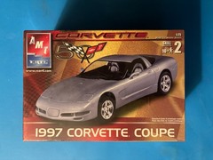 1997 CHEVROLET CORVETTE COUPE MODEL KIT AMT ERTL 1/25 SCALE NEW SEALED COOL LOOK