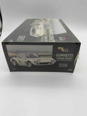 Accurate Miniatures Corvette Grand Sport 1/24 Model Kit #5001 Factory Sealed