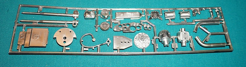 1930 Bentley 4 1/2 Litre Supercharged MPC 1/12 Chrome Engine Interior Etc.