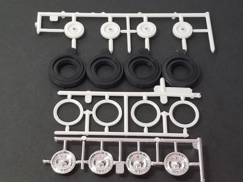 1955 Chevrolet Bel Air WHITEWALL TIRES WHEELS for Revell Monogram 1:25 Model Kit