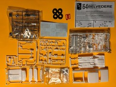 1964 PLYMOUTH BELVEDERE 2 DOOR HARDTOP MODEL KIT AMT ROUND 2 1/25 SCALE NEW LOOK