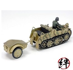 TAMIYA 1/35 No.377 German Sd.Kfz.2 Kettenkrath Middle Model