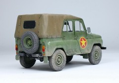 PreSale NVA UAZ-469 Staff Car Vietnam war 1:35 Pro Built Model