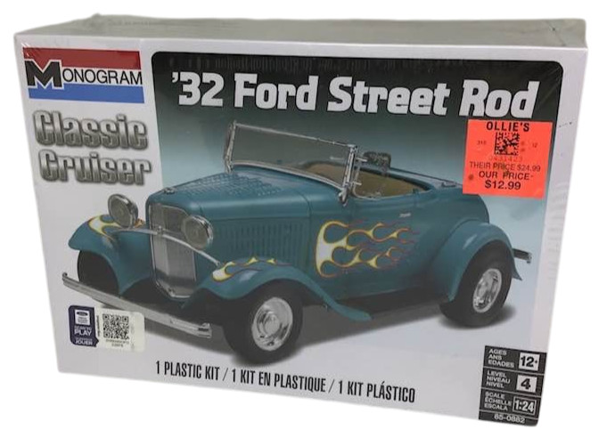 Monogram ’32 Ford Street Rod Classic Cruiser Level 4 1:24 0882 NEW