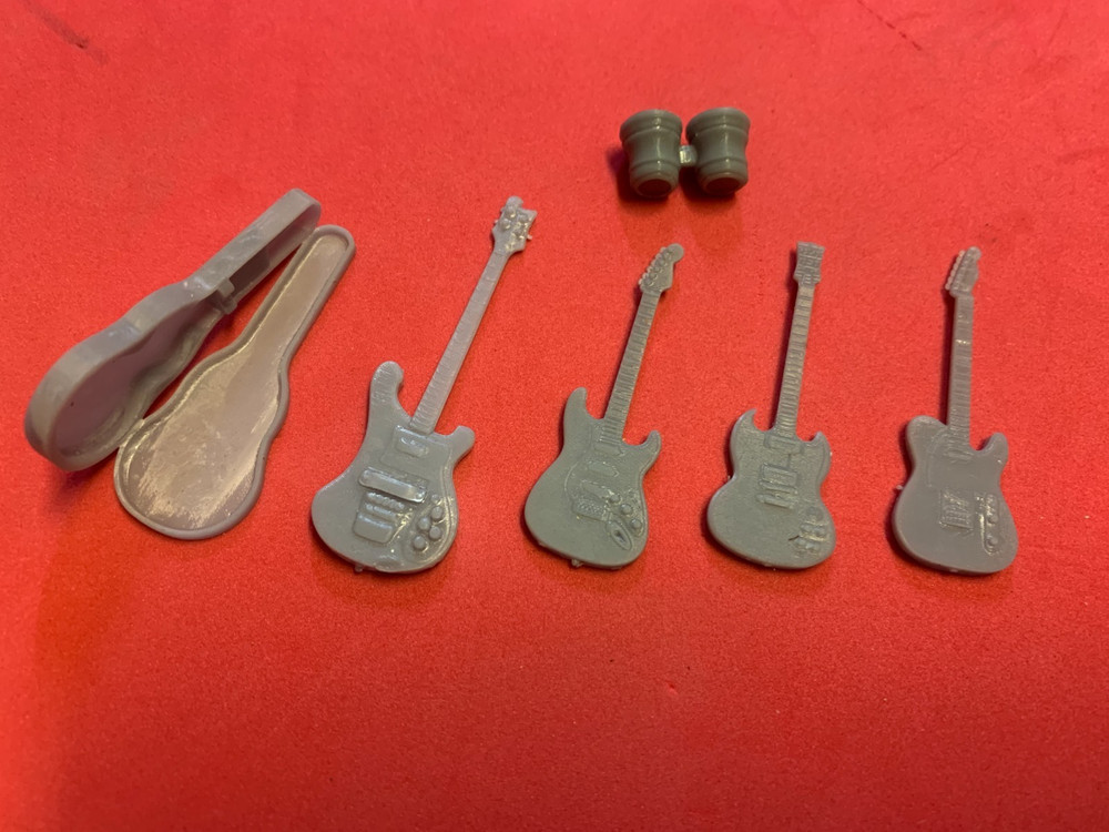 1/25 Guitar Assortment & Bongos Miniature 3d Printed G Gauge 6 Pieces