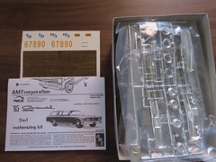 AMT 1/25 ’65 LINCOLN CONTINENTAL (3 in 1 Convertible Customizing Kit) (38402)