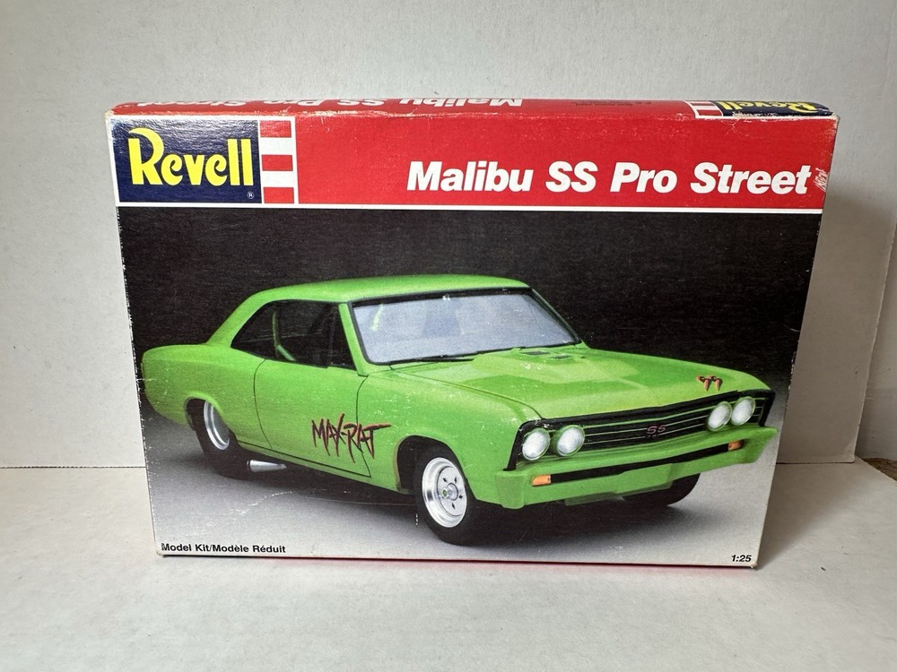 Revell Chevy Malibu SS Pro Street 1:25 Model Kit #7147 1989 (COMPLETE / UNBUILT)
