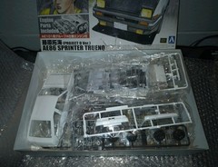 Aoshima 1/24 Initial D Toyota Fujiwara Takumi AE86 Trueno Plastic Model Kit