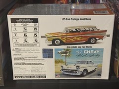 Atlantis 1/25 1957 Chevy Nomad 2-Door Station Wagon Model Kit ALM1260