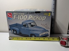✨2 TRUCKS✨ AMT/ERTL • 1953 Ford F-100 Pickup Truck • Model Kit #6467 • 1:25