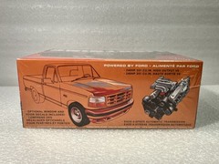 NEW IN SEALED BOX: AMT 1/25-Scale 1994 Ford F-150 SVT Lightning Model Kit