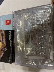 AMT 882 1953 Ford Pickup Truck 3n1 Trophy Series 1/25 Model Kit