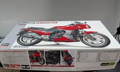 Hasegawa BK19 1/12 Scale Model Motorcycle Kit Kawasaki GPZ900R A1 1984