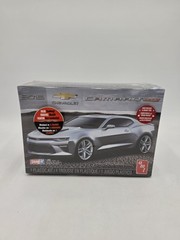 AMT Snap-It 2015 Chevrolet Camaro SS 1/25 Scale Model Kit #982 New Sealed