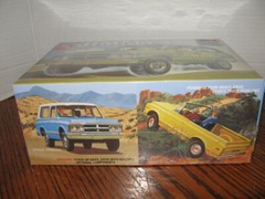 AMT 1/25 Scale AMT1219 1972 GMC Jimmy Model Kit Sealed