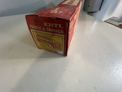 Ertl Thortons Semi Tanker Trailer 1:25 Scale