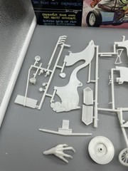 Hawks Models Weird-OH’s Digger Model Kit-2006 #16001-open-appears To Be Complete