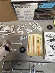 1965 Ford Galaxie 500 XL Plastic AMT 6467 Model Kit 1:25 Scale Parts Only