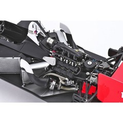 Platz/Beemax #BX12002 1/12 McLaren Honda MP4/4 1988 World Champion