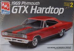 AMT 1969 Plymouth GTX Hardtop 1:25 Scale Plastic Model Kit – missing Body Shell