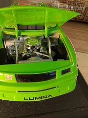 VTG Dale Jarrett #18 1:24 Interstate Batteries Chevrolet Lumina NASCAR W/Stand