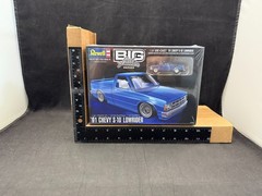 Revell ’91 Chevy S-10 Lowrider Pickup – 1:25 Scale Plastic Model Kit 14562