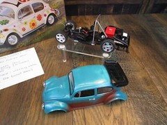 Custom Built REVELL MONOGRAM VW ‘60s VOLKSWAGEN BEETLE 1:25 Model Car #85-7143
