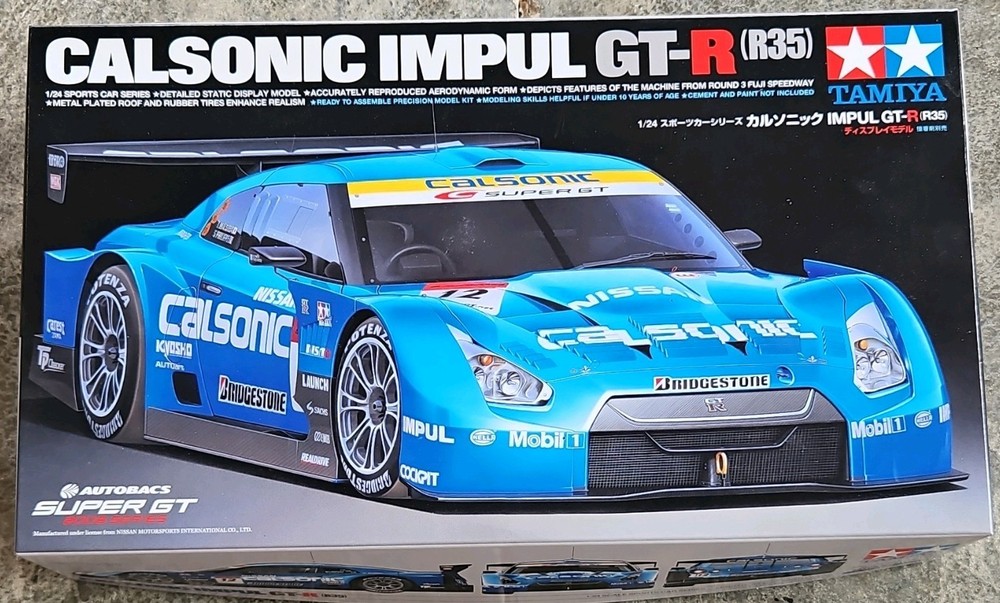 Tamiya 1:24 Calsonic Impul Nissan GT-R R35 Super GT Unassembled Kit 24312-4000