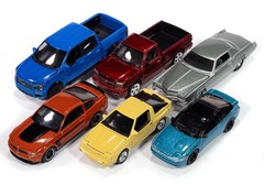 Auto World 64502-B-CASE 1/64 Premium 2025 Release 1B Diecast Car Set