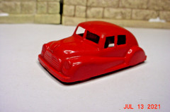 Vintage Hard Plastic 1950’s Sedan Red 2-1/4″ j977
